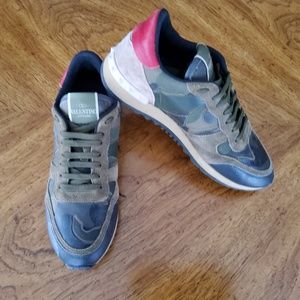 Valentino Garavani Rockrunner sneakers women's size Italian 38, US 8